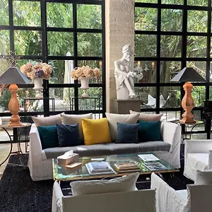 Le Complot : Maison Privée En Plein Coeur D'avignon , Avignon France